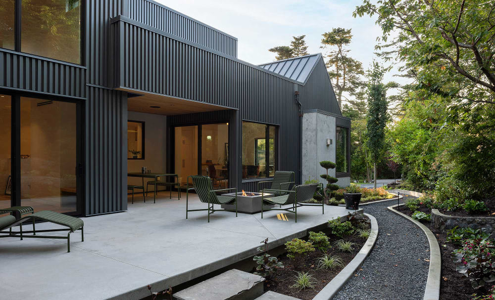 Victoria custom home with metal siding