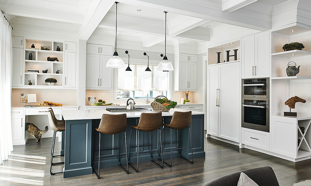 Stanley Ave interior kitchen